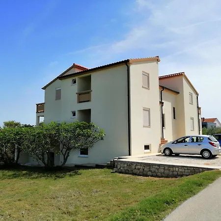 Monika Apartment Nin