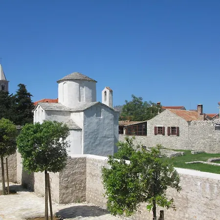 Monika Διαμέρισμα Nin